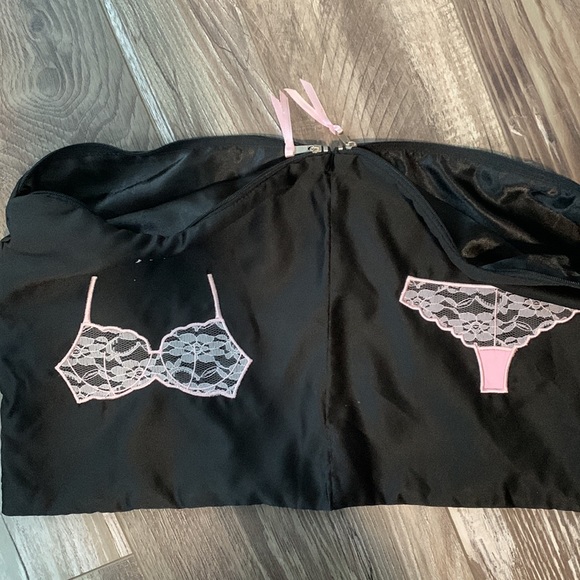 Wash or Wear Clean & Dirty laundry garment bag for intimates - Picture 2 of 6